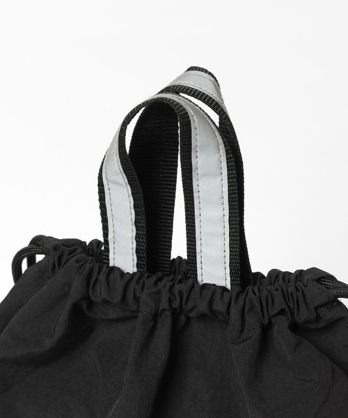 LOWRYS FARM（ローリーズファーム）の「ＳＴＡＲ　ＷＡＲＳ／ナップサック　451875（バックパック/リュック・キッズ・アイボリー/ブラック・FREE）」の10枚目の写真