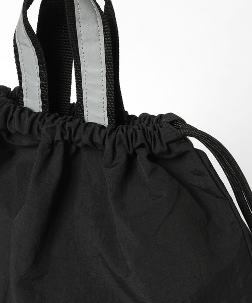 LOWRYS FARM（ローリーズファーム）の「ＳＴＡＲ　ＷＡＲＳ／ナップサック　451875（バックパック/リュック・キッズ・アイボリー/ブラック・FREE）」の11枚目の写真