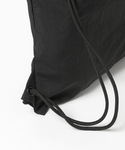 LOWRYS FARM（ローリーズファーム）の「ＳＴＡＲ　ＷＡＲＳ／ナップサック　451875（バックパック/リュック・キッズ・アイボリー/ブラック・FREE）」の15枚目の写真