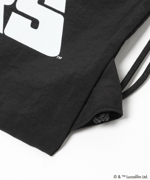 LOWRYS FARM（ローリーズファーム）の「ＳＴＡＲ　ＷＡＲＳ／ナップサック　451875（バックパック/リュック・キッズ・アイボリー/ブラック・FREE）」の19枚目の写真