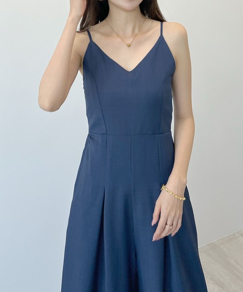 Futier land（フューティアランド）の「バックリボンキャミワイドオールインワン（つなぎ/オールインワン・レディース・ブルー/ブラック/ベージュ・MEDIUM）」の4枚目の写真