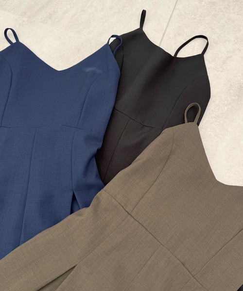 Futier land（フューティアランド）の「バックリボンキャミワイドオールインワン（つなぎ/オールインワン・レディース・ブルー/ブラック/ベージュ・MEDIUM）」の16枚目の写真