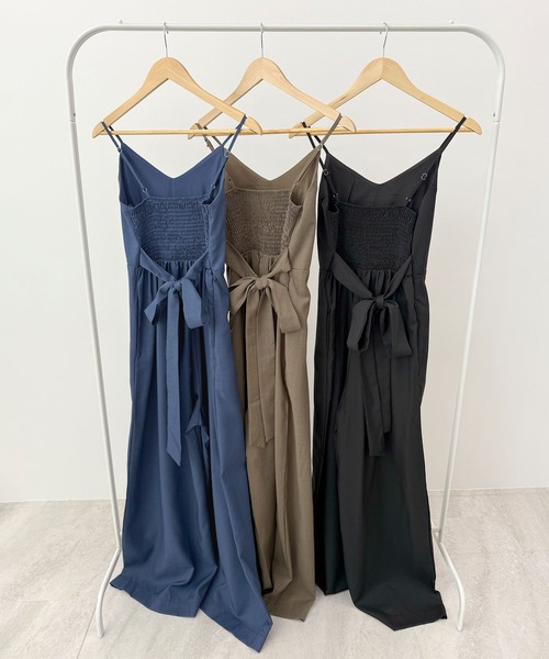 Futier land（フューティアランド）の「バックリボンキャミワイドオールインワン（つなぎ/オールインワン・レディース・ブルー/ブラック/ベージュ・MEDIUM）」の18枚目の写真