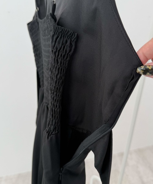 Futier land（フューティアランド）の「バックリボンキャミワイドオールインワン（つなぎ/オールインワン・レディース・ブルー/ブラック/ベージュ・MEDIUM）」の22枚目の写真