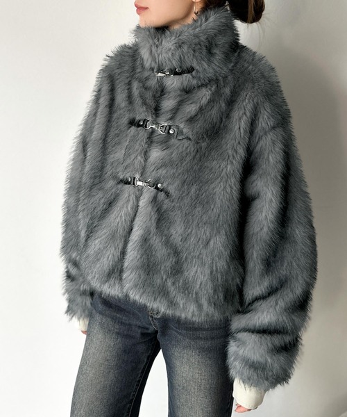 mily bilet(ミウィビレット)の「【mily bilet】上品さと華やかさを纏う 2wayレザーバックル使い フェイクファーブルゾン(ブルゾン・レディース・ブラウン/グレー/ベージュ・LARGE/MEDIUM/SMALL/X-LARGE)」の17枚目の写真