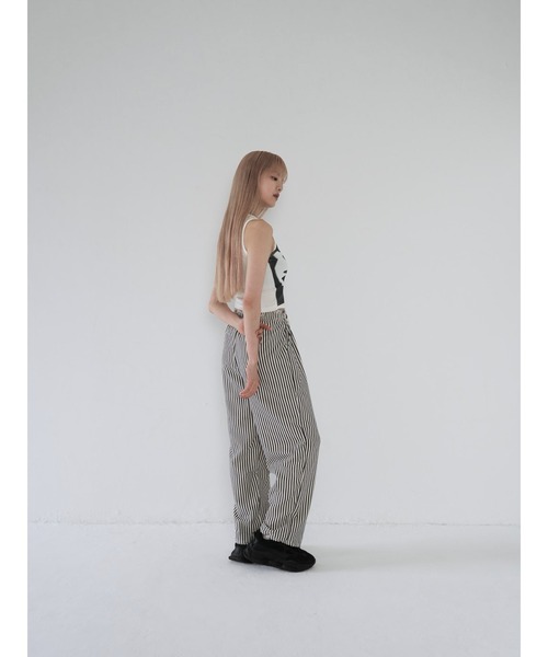 Uenui（ウニュイ）の「ストライプ ドローストリング ルーズ パンツ（スウェットパンツ・レディース・その他・FREE）」の3枚目の写真