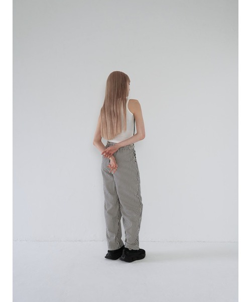 Uenui（ウニュイ）の「ストライプ ドローストリング ルーズ パンツ（スウェットパンツ・レディース・その他・FREE）」の4枚目の写真