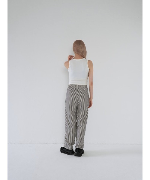 Uenui（ウニュイ）の「ストライプ ドローストリング ルーズ パンツ（スウェットパンツ・レディース・その他・FREE）」の9枚目の写真