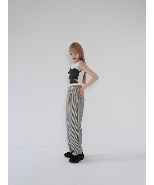 Uenui（ウニュイ）の「ストライプ ドローストリング ルーズ パンツ（スウェットパンツ・レディース・その他・FREE）」の13枚目の写真