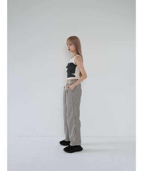 Uenui（ウニュイ）の「ストライプ ドローストリング ルーズ パンツ（スウェットパンツ・レディース・その他・FREE）」の14枚目の写真