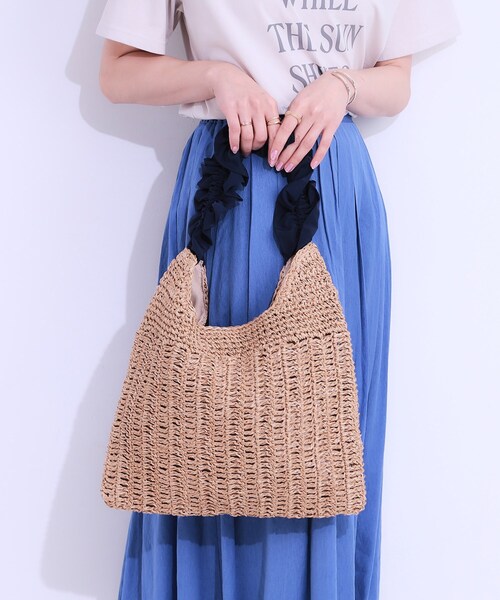 SHOO・LA・RUE(シューラルー)の「ペーパーフリルトートバッグ(トートバッグ・レディース・ブラック/イエロー/ネイビー・00)」の20枚目の写真