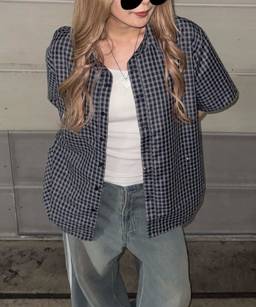 sedacle（セダクル）の「ラインストーンチェックシャツ（シャツ/ブラウス・レディース・ダークパープル/ネイビー/レッド/ライトブルー/サックスブルー/ピンク・SMALL/MEDIUM/LARGE）」の2枚目の写真