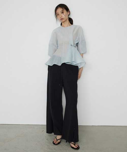 LE CIEL BLEU(ルシェルブルー)の「シアージャカードブラウス / Sheer Jacquard Blouse(シャツ/ブラウス・レディース・オフホワイト/ライトブルー/ブラック・38/36)」の11枚目の写真