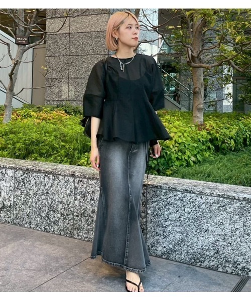 LE CIEL BLEU（ルシェルブルー）の「シアージャカードブラウス / Sheer Jacquard Blouse（シャツ/ブラウス・レディース・オフホワイト/ブラック/ライトブルー・36/38）」の19枚目の写真