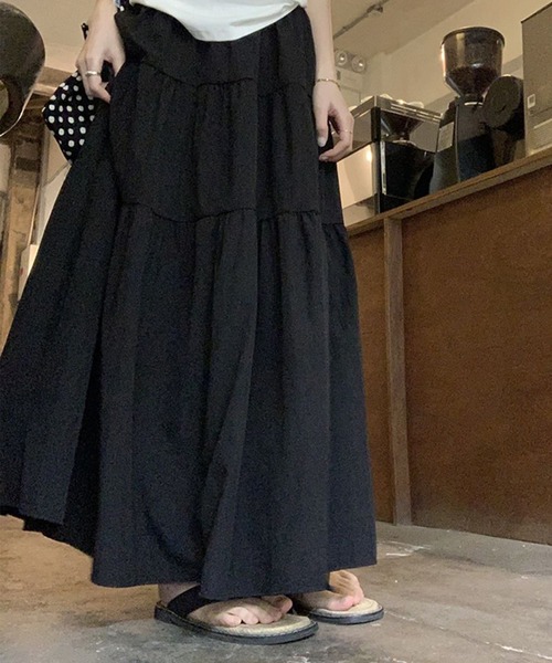 DAY CLOSET（デイ クローゼット）の「レディース お洒落見えゆったりシルエットティアードスカート（スカート・レディース・ブラック/ホワイト・FREE）」の5枚目の写真