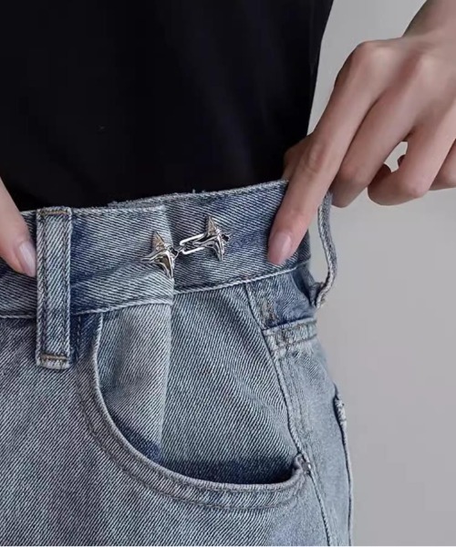 VIBGYOR Women(ヴィブジョー ウィメン)の「【urge select】キラキラモチーフ ウェスト調節フック【同色2個セット】(ベルト・レディース・シルバー系1/シルバー系2・FREE)」の4枚目の写真