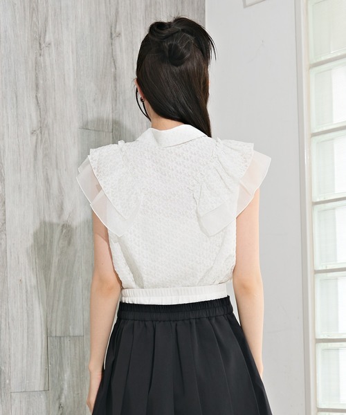 REDYAZEL（レディアゼル）の「ラメレースフリルスリーブブラウス（シャツ/ブラウス・レディース・ブラック/ダークブラウン/オフホワイト・FREE）」の9枚目の写真