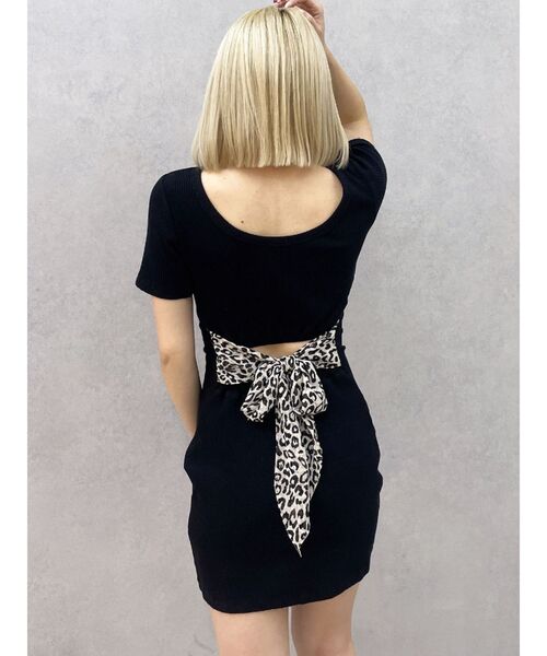 GYDA（ジェイダ）の「BACKリボン クルーネック ワンピース（ワンピース・レディース・ブラック/アイボリー・FREE）」の5枚目の写真