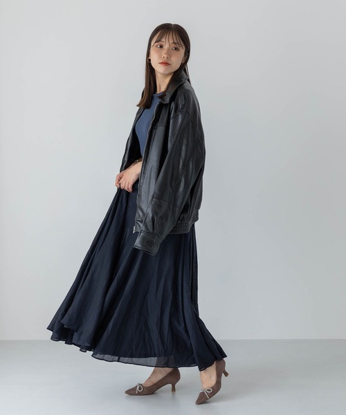 EVOL（イーボル）の「【軽量・クッション入り】リボンスエード5cmパンプス IZ5794（パンプス・レディース・ネイビー/ベージュ/ブラック・22.0cm/22.5cm/23.5cm/24.5cm/23.0cm/24.0cm/25.0cm）」の5枚目の写真