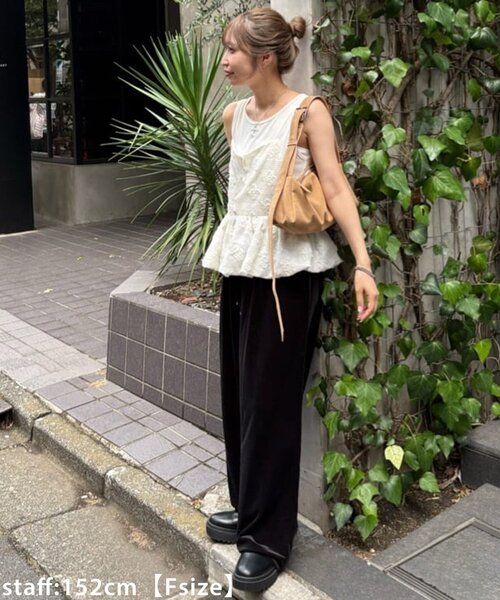 DISCOAT(ディスコート)の「【WEB限定】ベロアワイドパンツ(その他パンツ・レディース・ブラック/ブラウン/ベージュ・FREE/SMALL/LARGE)」の22枚目の写真