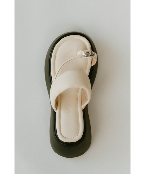 Knuth Marf（クヌースマーフ）の「Knuth Marf metal  motif thong sandals（サンダル・レディース・ブラック/オフホワイト・23/25/24）」の14枚目の写真