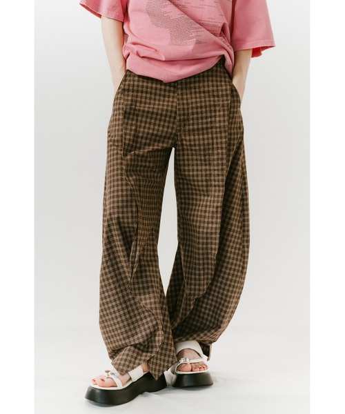 Knuth Marf（クヌースマーフ）の「Knuth Marf metal  motif thong sandals（サンダル・レディース・ブラック/オフホワイト・23/25/24）」の15枚目の写真