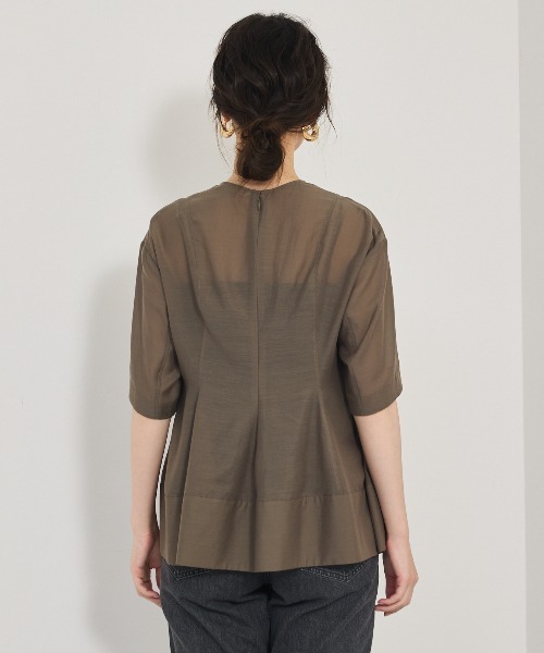 qualite（カリテ）の「【上品な透け感】カーヴィングブラウス/シアーシャツ/シアーブラウス/夏服/オフィスカジュアル（シャツ/ブラウス・レディース・オフホワイト/ブルー/カーキ・フリー）」の20枚目の写真