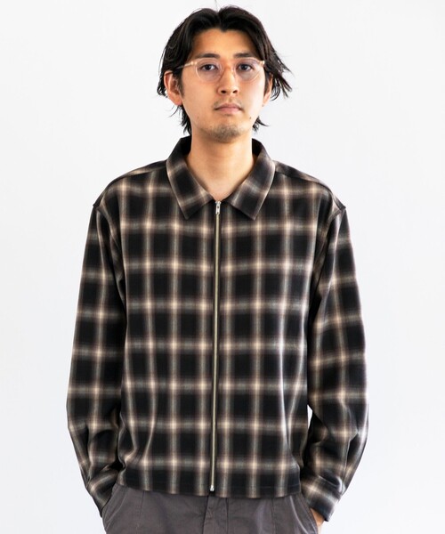 City Ambient Products(シティアンビエントプロダクツ)の「City Ambient Products: オンブレ チェック シャツ ジップ アウター(シャツ/ブラウス・メンズ・ブラウン/ブラック・LARGE/MEDIUM/SMALL)」の3枚目の写真