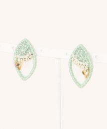 【katea.】オーガンジー刺繍ピアス（Marquise）