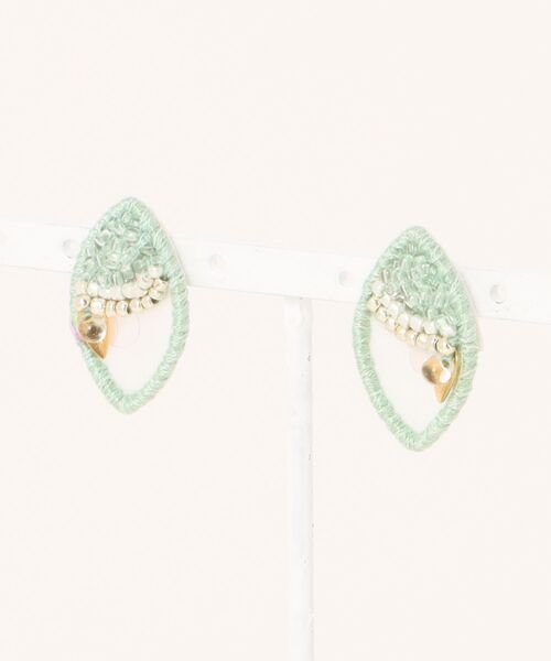tone(トーン)の「【katea.】オーガンジー刺繍ピアス(Marquise)(ピアス(両耳用)・レディース・グリーン・FREE)」の1枚目の写真