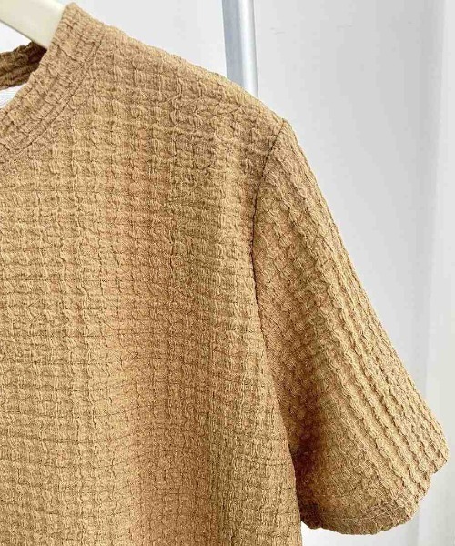 maison de LATIR（メゾンドラティール）の「ラフなのに上品な半袖トップス（Tシャツ/カットソー・レディース・ライトブラウン/ブラック/ホワイト・FREE）」の16枚目の写真