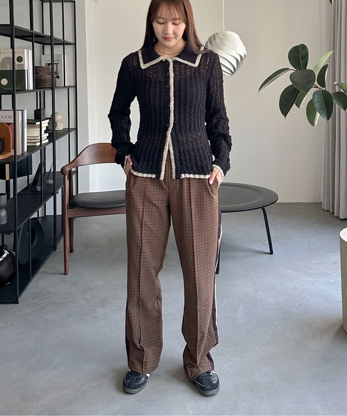 PILIT（ピリット）の「チュールヤーン透かし編みポロニット（ニット/セーター・レディース・ブラウン/グレイッシュベージュ/ブラック/アイボリー・MEDIUM）」の11枚目の写真