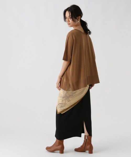 Elura（エルーラ）の「2WAYポンチョニット/588494（ニット/セーター・レディース・オレンジ/ブラウン/ライトブルー/ブラック・FREE）」の15枚目の写真