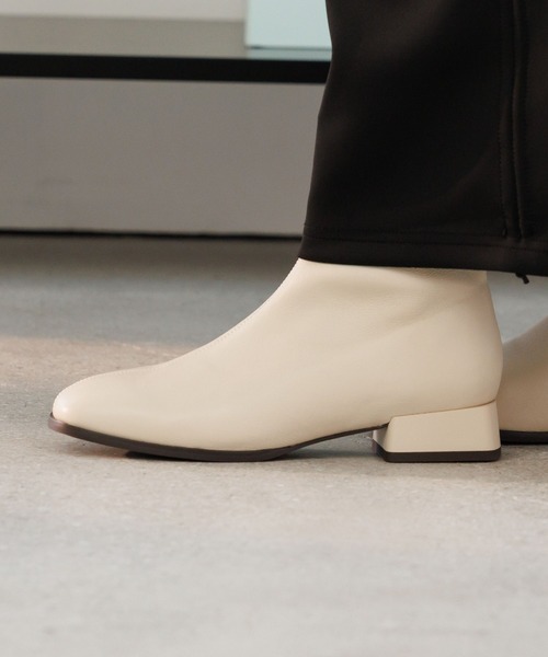 NICAL（ニカル）の「【NICAL】変形ヒールストレッチブーツ/554404（ブーツ・レディース・ブラック/アイボリー/ガンメタ・X-LARGE/LARGE/MEDIUM/SMALL）」の5枚目の写真