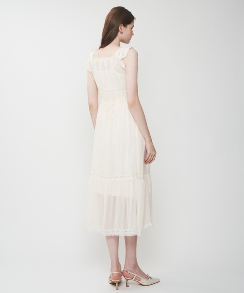 ME COUTURE（ミークチュール）の「シフォンレースピンタックワンピース（ワンピース・レディース・アイボリー/ピンク・1/0/00）」の14枚目の写真