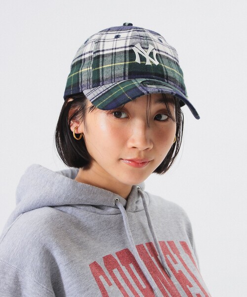 NEW ERA（ニューエラ）の「【別注】NEW ERA / チェック 940 Easy Snap（キャップ・レディース・ネイビー/グリーン/ブラック・ONE SIZE）」の4枚目の写真