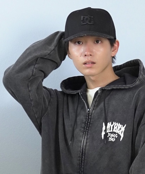 DC(ディーシー)の「DC/ディーシー 25 STAR EMB SNAPBACK キャップ DCP254230(キャップ・メンズ・カモフラージュ/ブラック・FREE)」の1枚目の写真