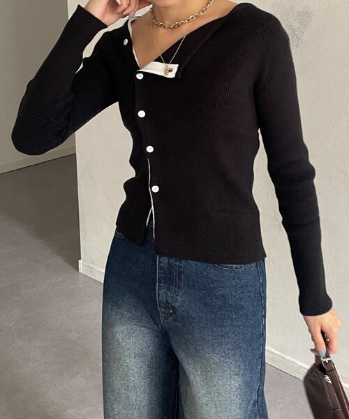 Thevon（ゼボン）の「アシメネックボタンリブニット（ニット/セーター・レディース・チャコールグレー/ブラック/アイボリー/ピンク/ブラウン・FREE）」の21枚目の写真