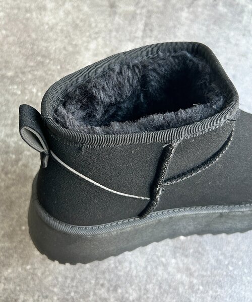 CPCM(シーピーシーエム)の「厚底ムートンブーツ(ブーツ・レディース・ブラック/キャメル・MEDIUM/LARGE/SMALL)」の9枚目の写真