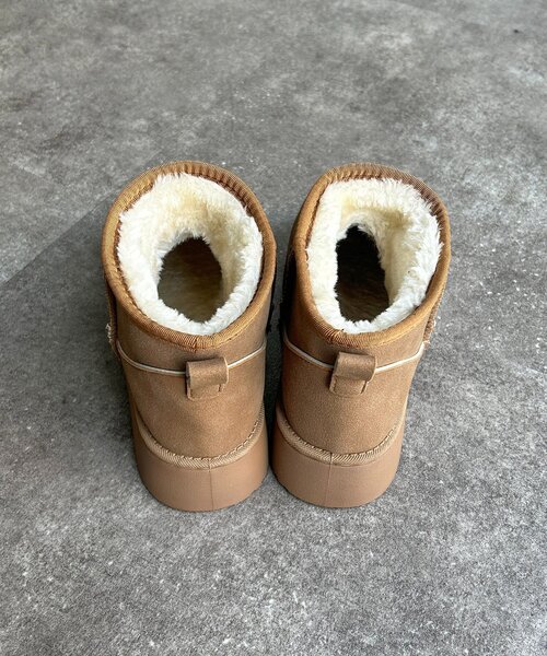 CPCM(シーピーシーエム)の「厚底ムートンブーツ(ブーツ・レディース・ブラック/キャメル・MEDIUM/LARGE/SMALL)」の14枚目の写真