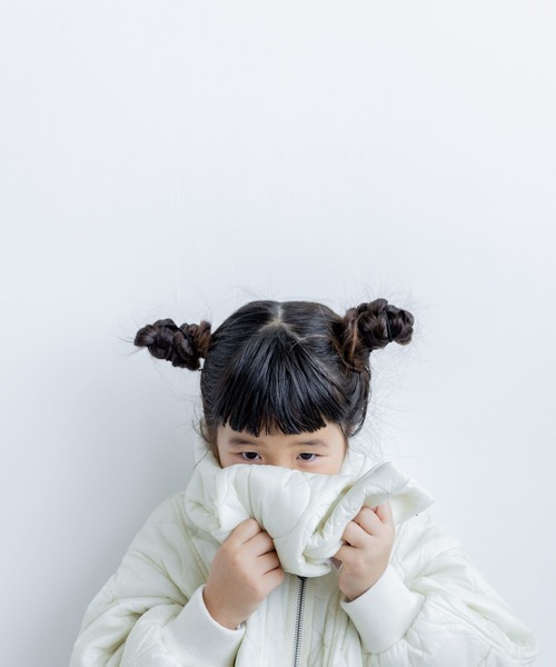 LOWRYS FARM（ローリーズファーム）の「キルティングマフラー　497261（マフラー・キッズ・カーキ/ブラック/アイボリー・FREE）」の6枚目の写真