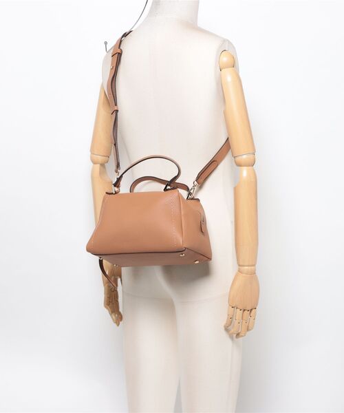 LORISTELLA ロリステッラ ハンドバッグ ショルダーバッグ 楽天市場】LORISTELLA ロリステッラ CLAUDIA レザ—ショルダーバッグ