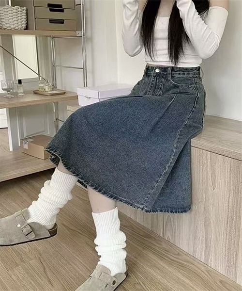 FREE STYLISTS（フリー スタイリスト）の「タックデザインミディ丈デニムスカート（デニムスカート・レディース・ブルー・L/XXL/S）」の17枚目の写真