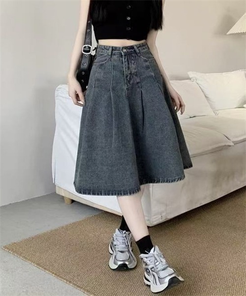 FREE STYLISTS（フリー スタイリスト）の「タックデザインミディ丈デニムスカート（デニムスカート・レディース・ブルー・L/XXL/S）」の4枚目の写真