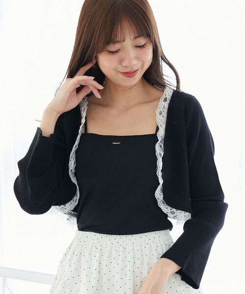 MAJESTIC LEGON（マジェスティックレゴン）の「レースフリルカーディガン（カーディガン/ボレロ・レディース・ボルドー/ピンク/アイボリー/ブラック/グレー・MEDIUM）」の3枚目の写真