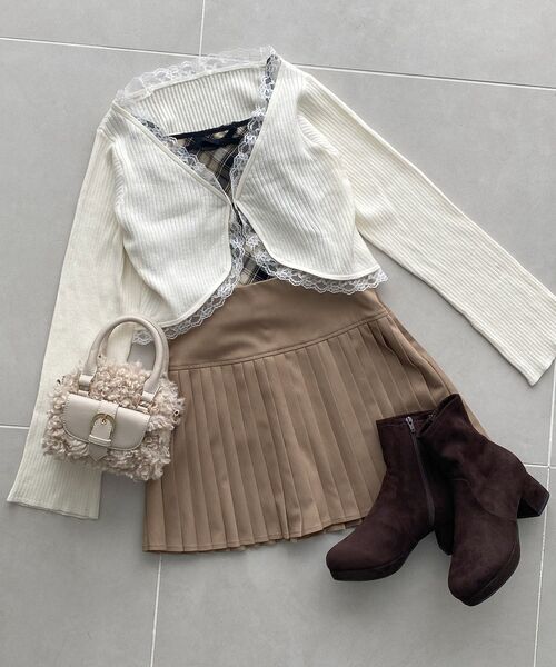 MAJESTIC LEGON（マジェスティックレゴン）の「レースフリルカーディガン（カーディガン/ボレロ・レディース・ボルドー/ピンク/アイボリー/ブラック/グレー・MEDIUM）」の20枚目の写真