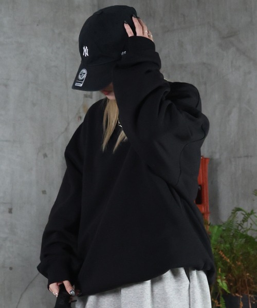 セール】AW 裏起毛 ハートワンポイント刺繍クルーネックスウェット