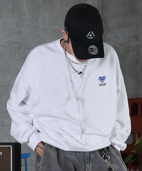 ILL'S（イルズ）の「裏起毛 ハートワンポイント刺繍クルーネックスウェット メンズ レディース ユニセックス（スウェット・メンズ・パープル/ホワイト/ブラック・M/L）」の7枚目の写真
