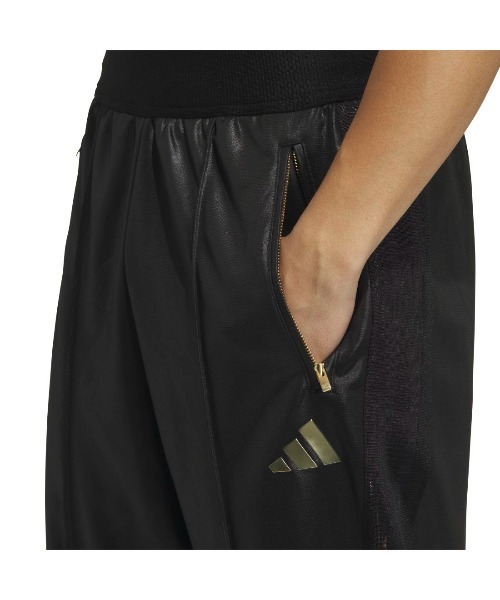 adidas(アディダス)の「アディダス adidas Staygold ルーズフィット フルレングス オープンヘム トラックパンツ(その他パンツ・メンズ・ホワイト×ゴールド/ブラック×ゴールド・S/M/L/LL/3L)」の9枚目の写真
