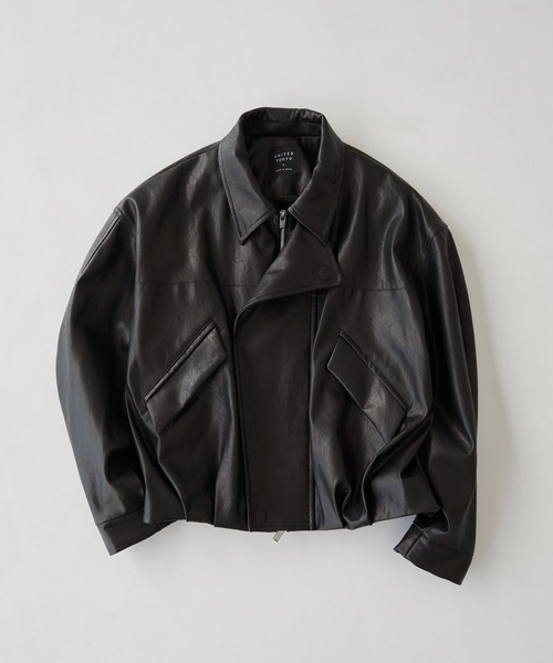 UNITED TOKYO（ユナイテッドトウキョウ）の「コクーンレザーボンバージャケット｜アウター/レザーブルゾン/春服（ブルゾン・レディース・ダークブラウン/ブラック・1/2）」の4枚目の写真